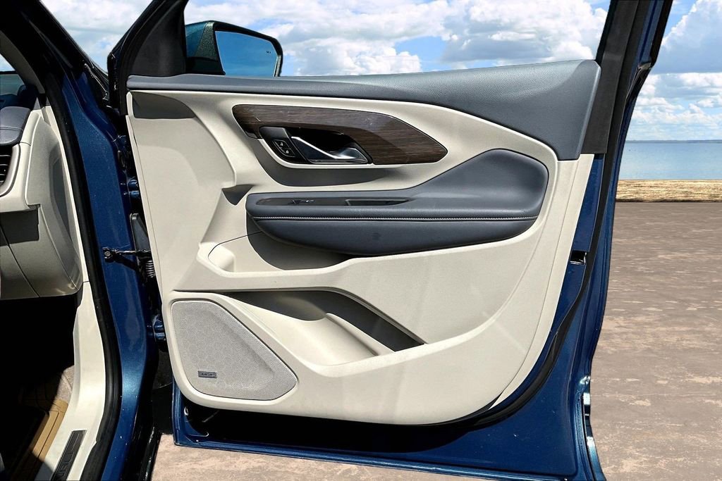 Used 2024 GMC Terrain Denali image 30