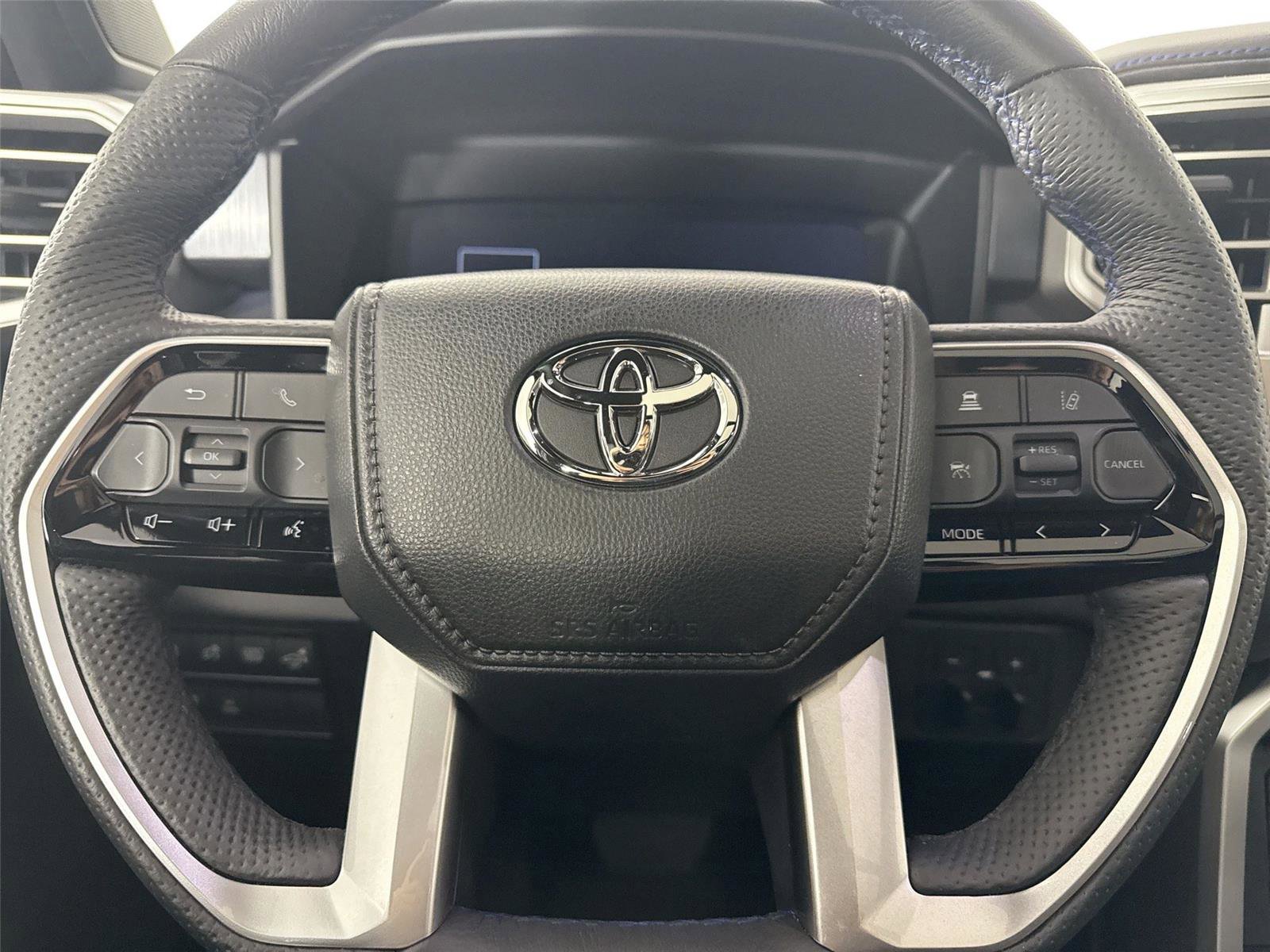 Certified 2025 Toyota Sequoia Platinum image 16