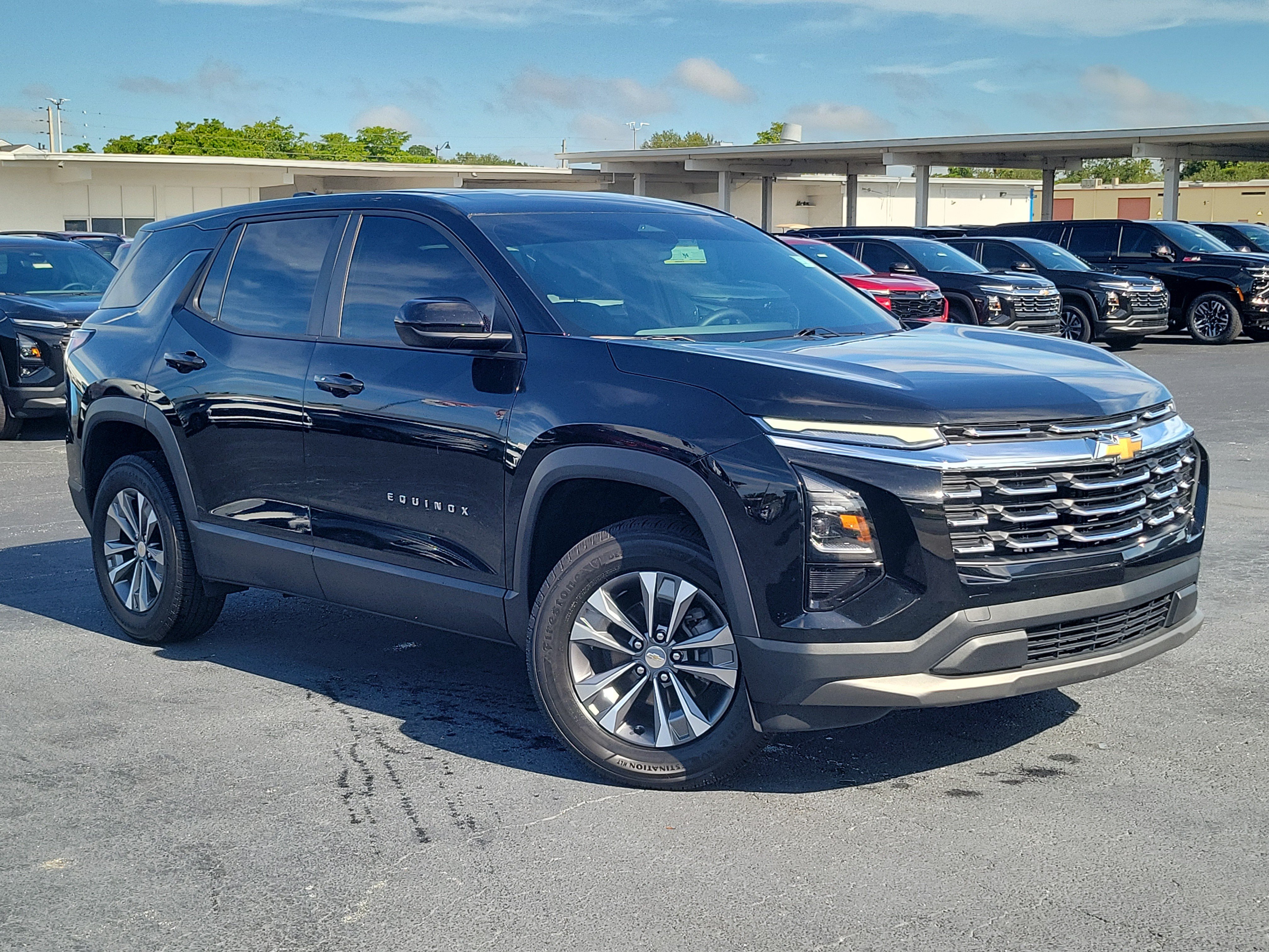 Used 2026 Chevrolet Equinox LT FWD image 31