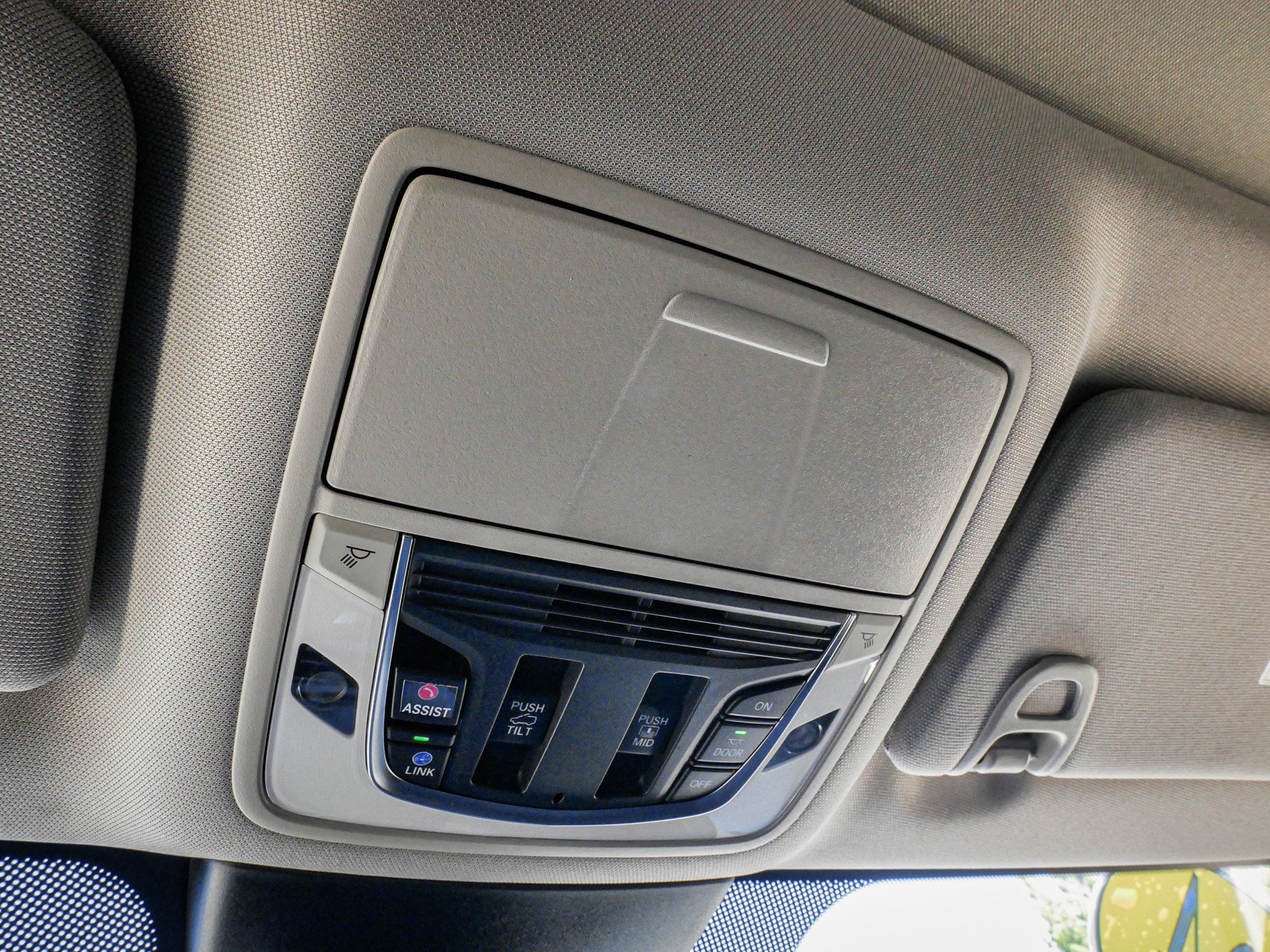 Used 2024 Acura MDX SH-AWD w/ Advance Package image 27