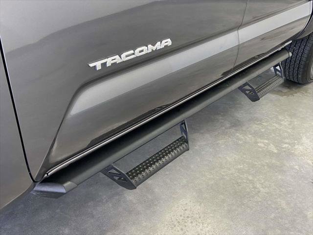 Certified 2022 Toyota Tacoma SR5 image 9