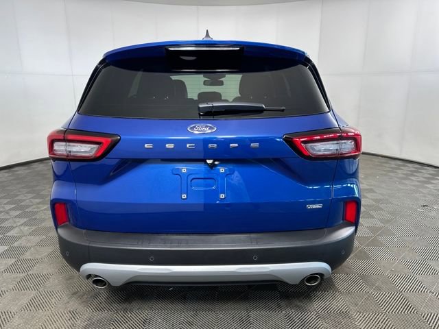 Used 2023 Ford Escape SE w/ PHEV Premium Package image 4