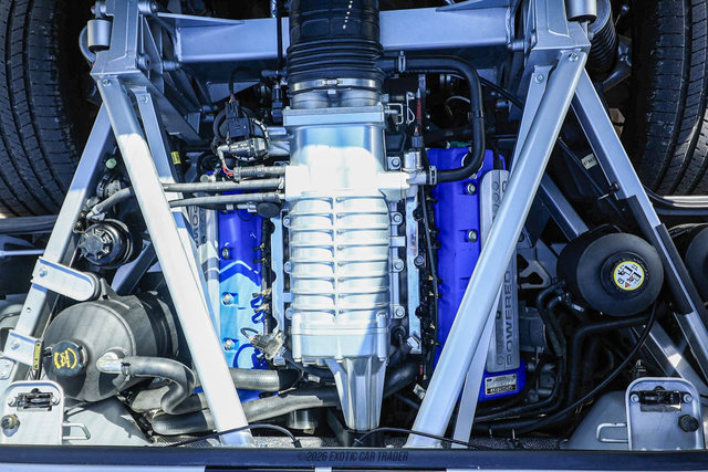 Used 2005 Ford GT RWD image 18