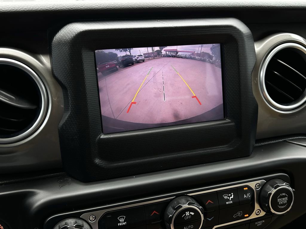 Used 2018 Jeep Wrangler Unlimited Sahara w/ LED Lighting Group image 18