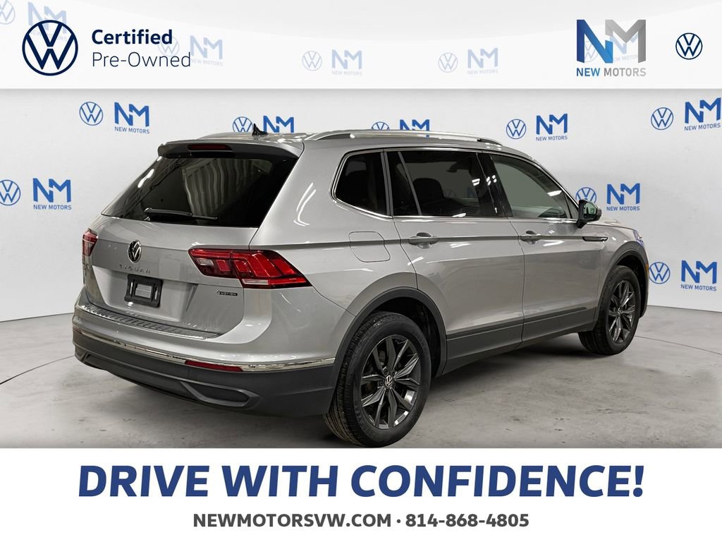 Used 2023 Volkswagen Tiguan SE w/ Panoramic Sunroof Package AWD/4WD image 5