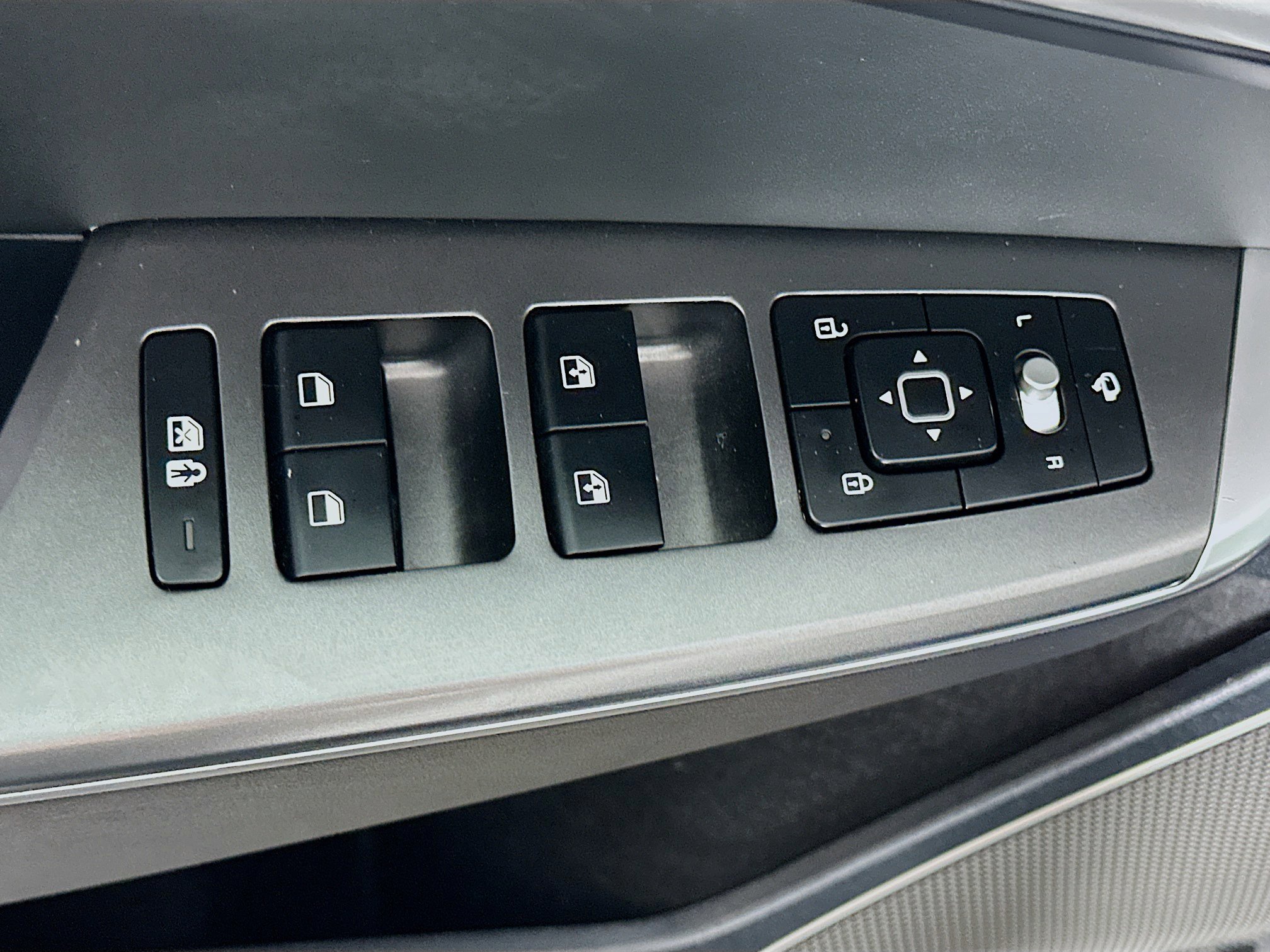 Used 2024 Kia EV6 Wind w/ Wind Technology Package RWD image 15