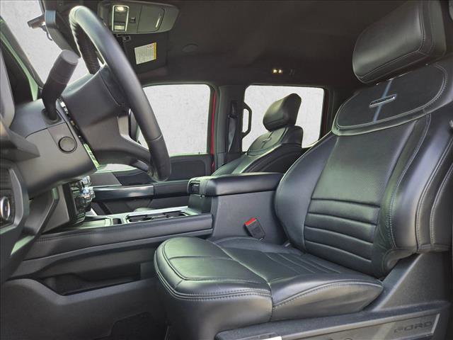 Used 2025 Ford F250 Platinum w/ FX4 Off-Road Package image 16