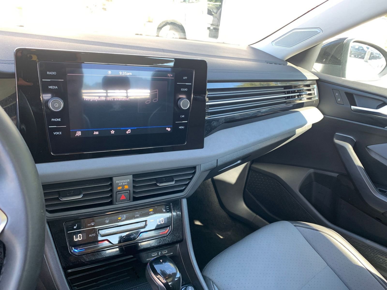 Used 2025 Volkswagen Jetta SE image 18