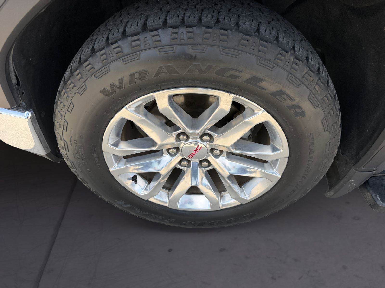 Used 2019 GMC Sierra 1500 SLT image 14