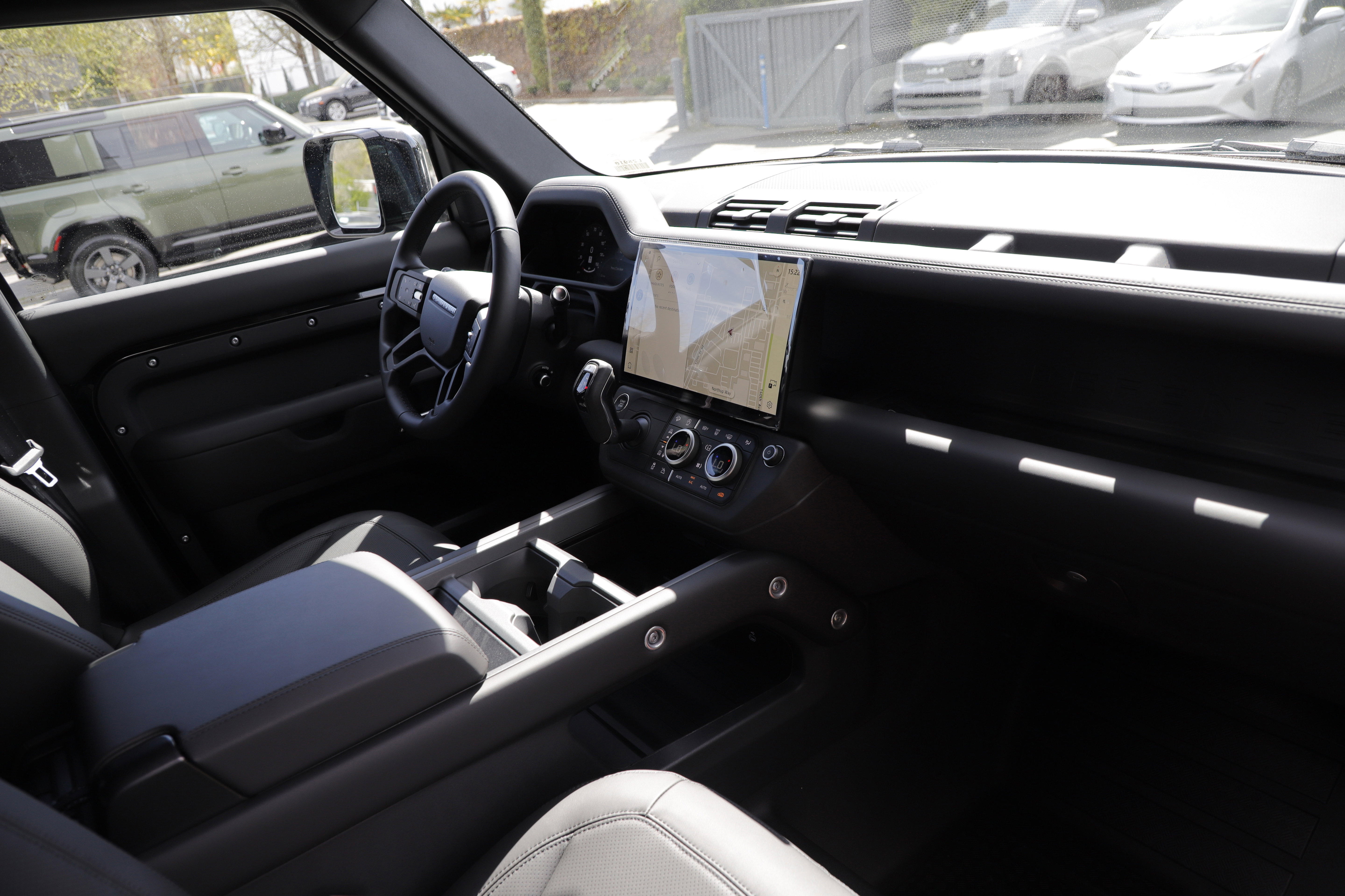 New 2026 Land Rover Defender 110 S AWD/4WD image 13