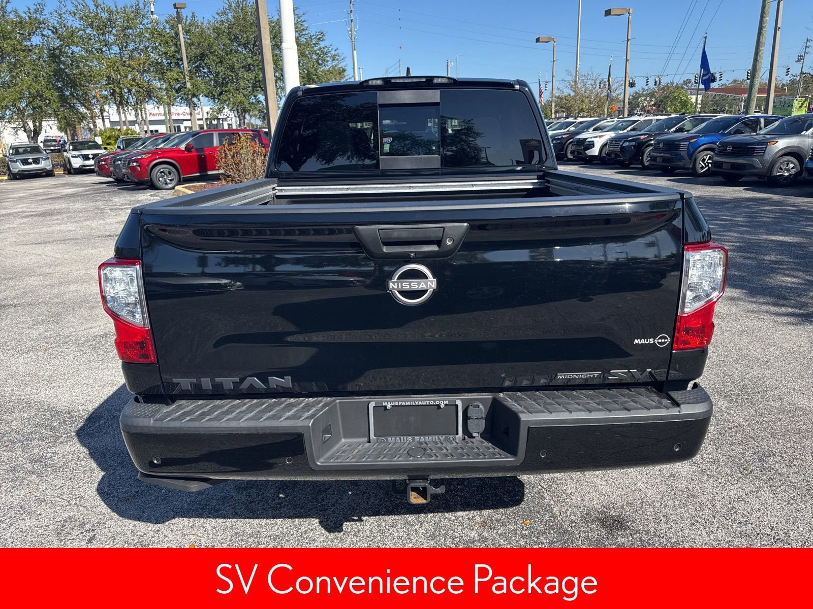 Certified 2024 Nissan Titan SV w/ SV Convenience Package image 6