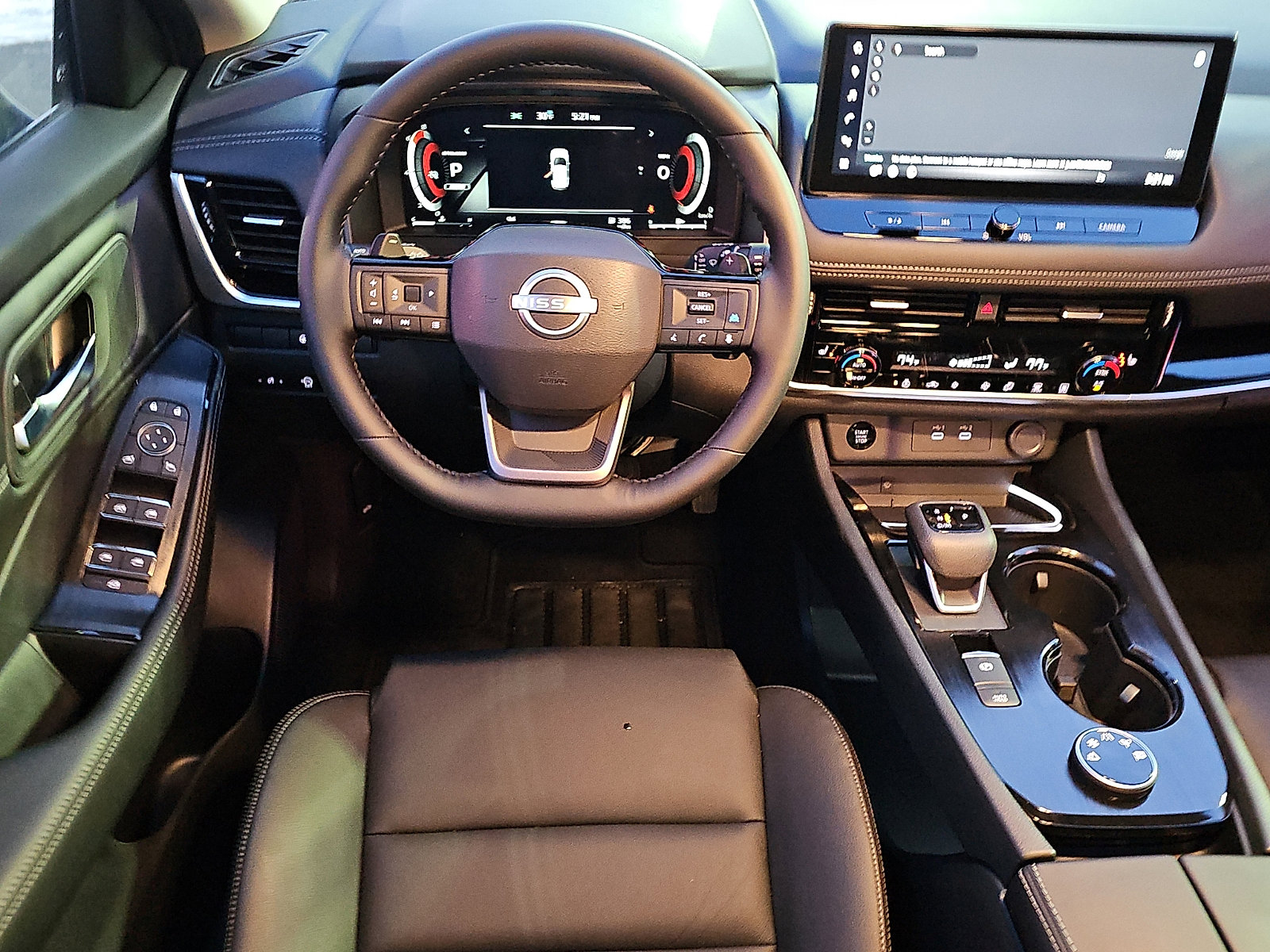 Used 2025 Nissan Rogue SL image 12