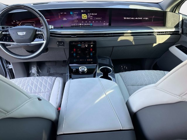 Certified 2026 Cadillac Escalade IQL Sport 1 w/ LPO, Floor Liner Package AWD/4WD image 16