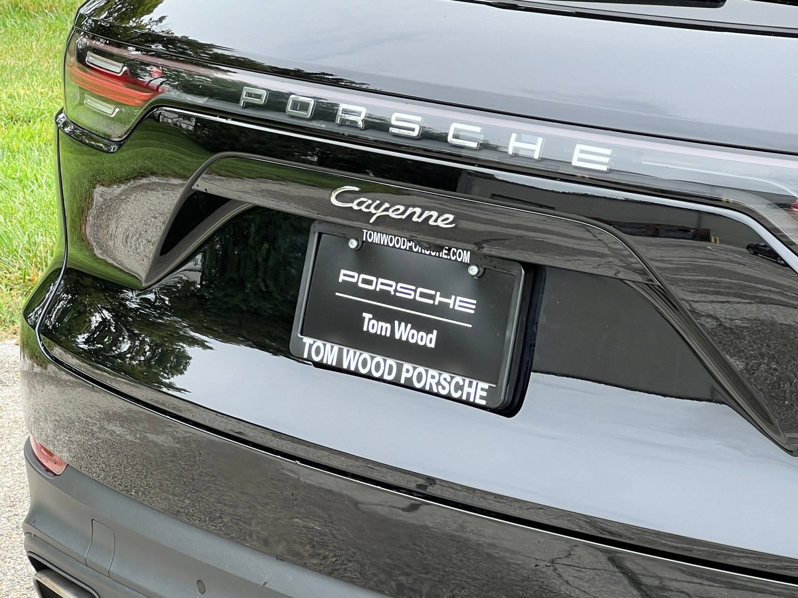 Certified 2023 Porsche Cayenne AWD/4WD image 13
