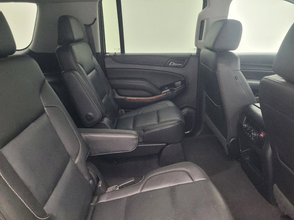 Used 2019 Chevrolet Suburban Premier AWD/4WD image 19