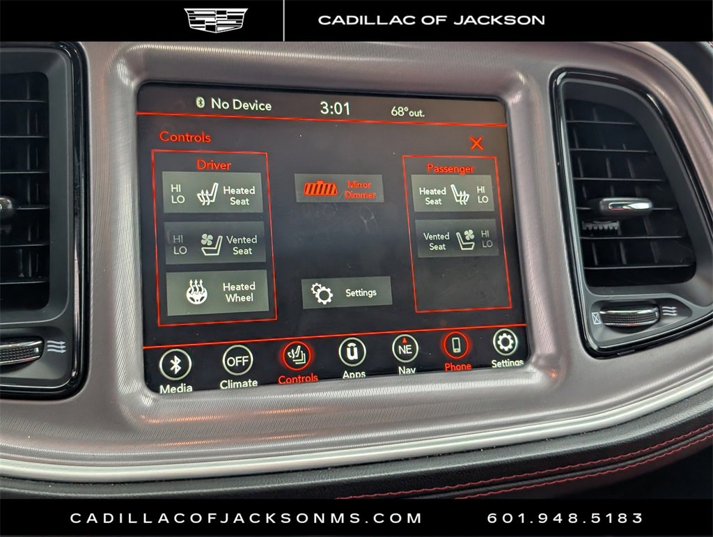 Used 2022 Dodge Challenger R/T w/ Plus Package image 9