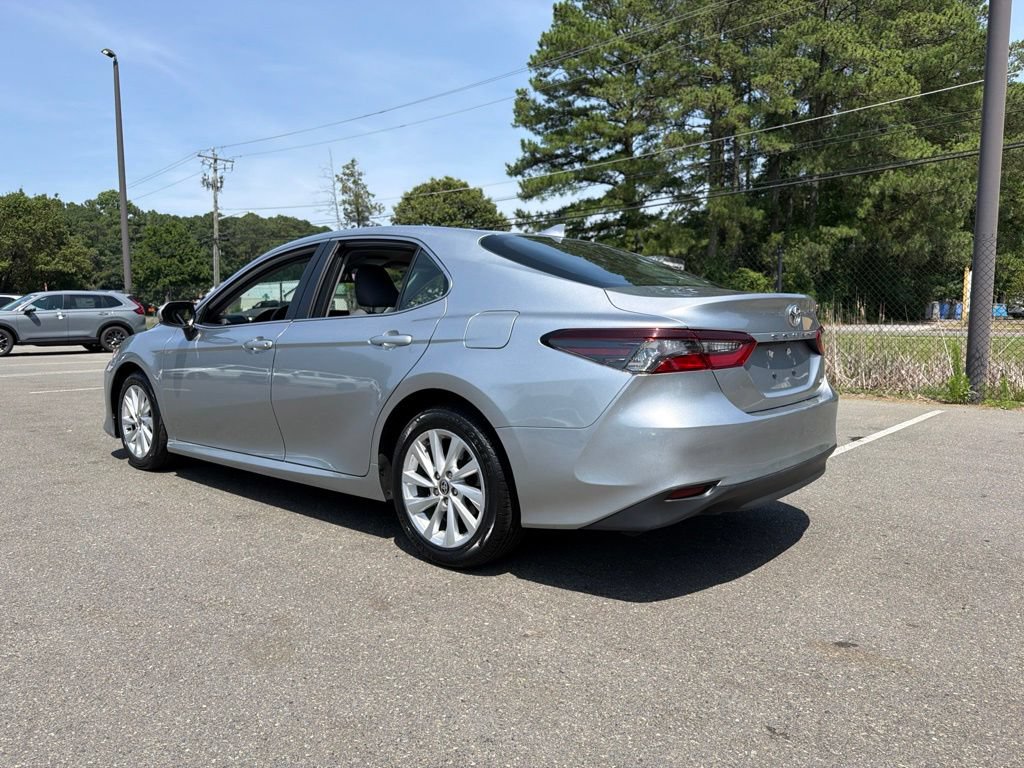 Used 2024 Toyota Camry LE FWD image 7