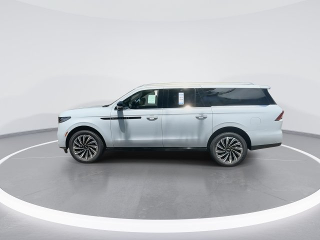 New 2025 Lincoln Navigator L Black Label AWD/4WD image 5