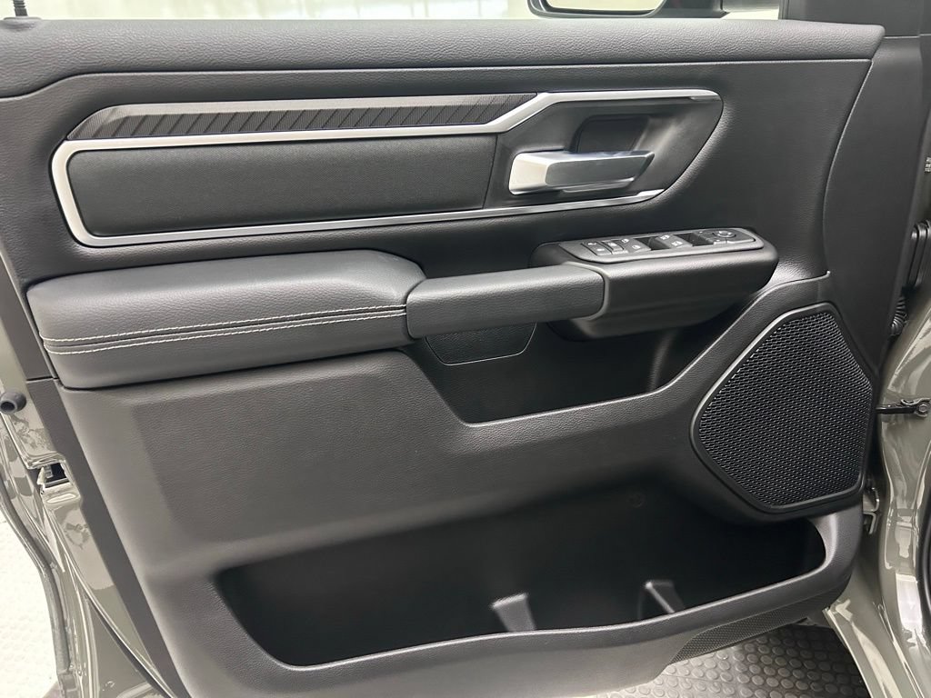 New 2026 RAM 1500 Big Horn AWD/4WD image 10