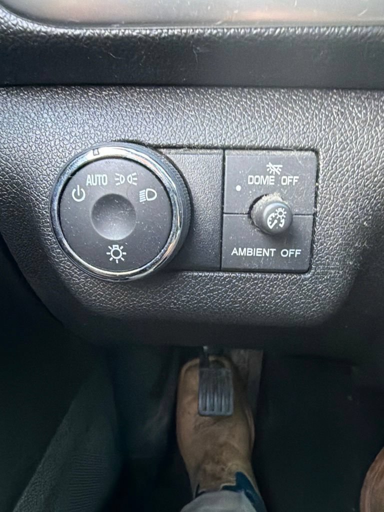 Used 2014 GMC Acadia SLE AWD/4WD image 19