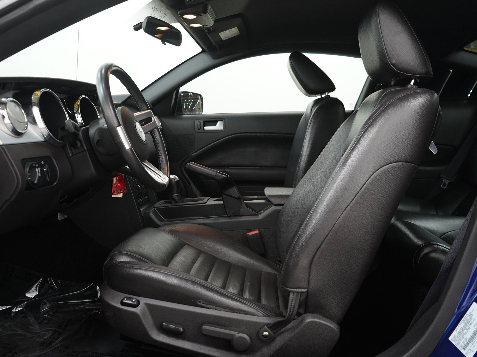 Used 2005 Ford Mustang GT Premium RWD image 16