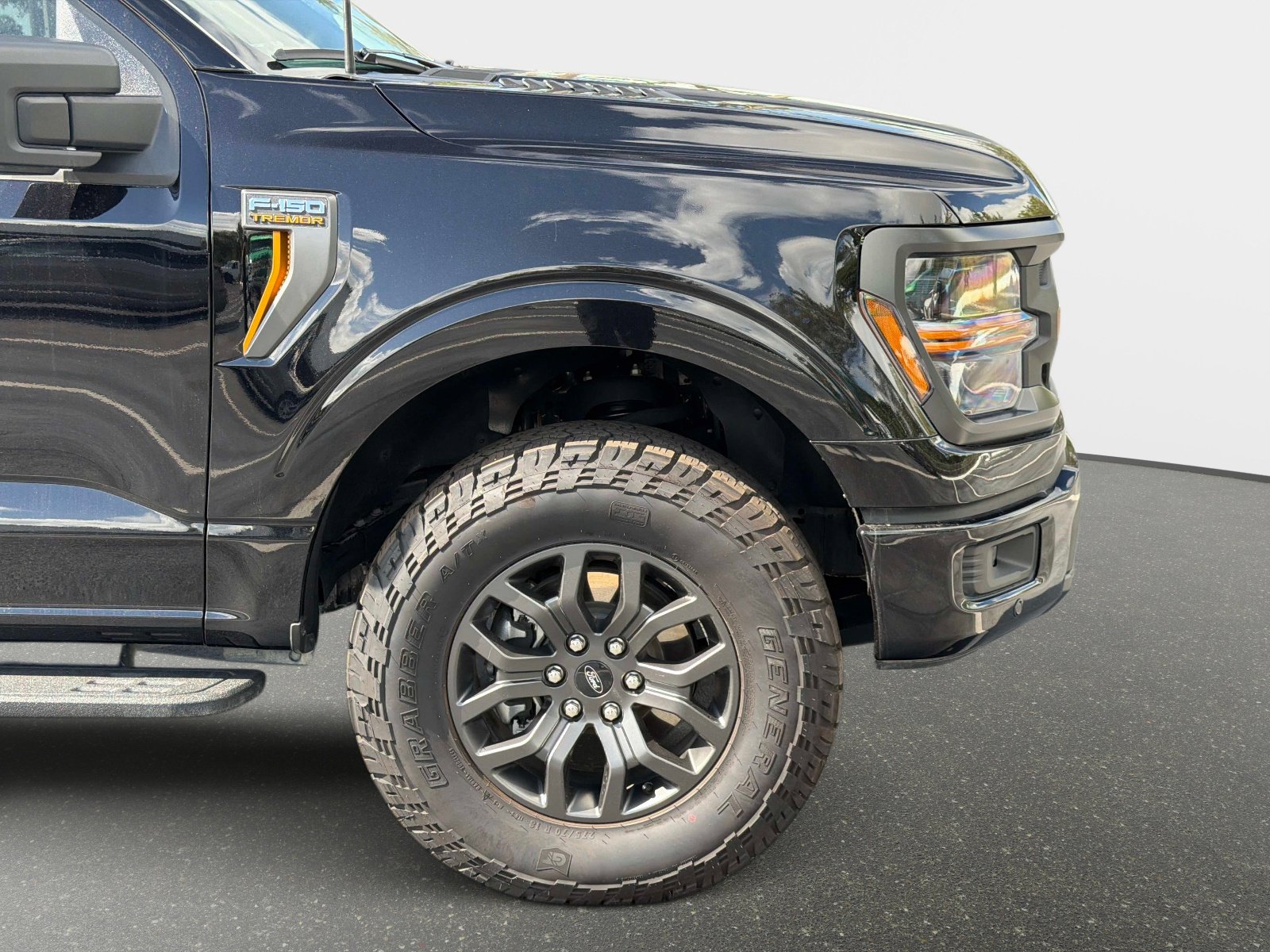 Used 2025 Ford F150 Tremor w/ Mobile Office Package image 21