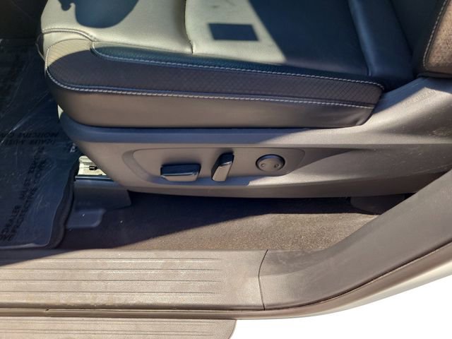 Used 2024 Nissan Pathfinder SL w/ Cargo Package FWD image 14