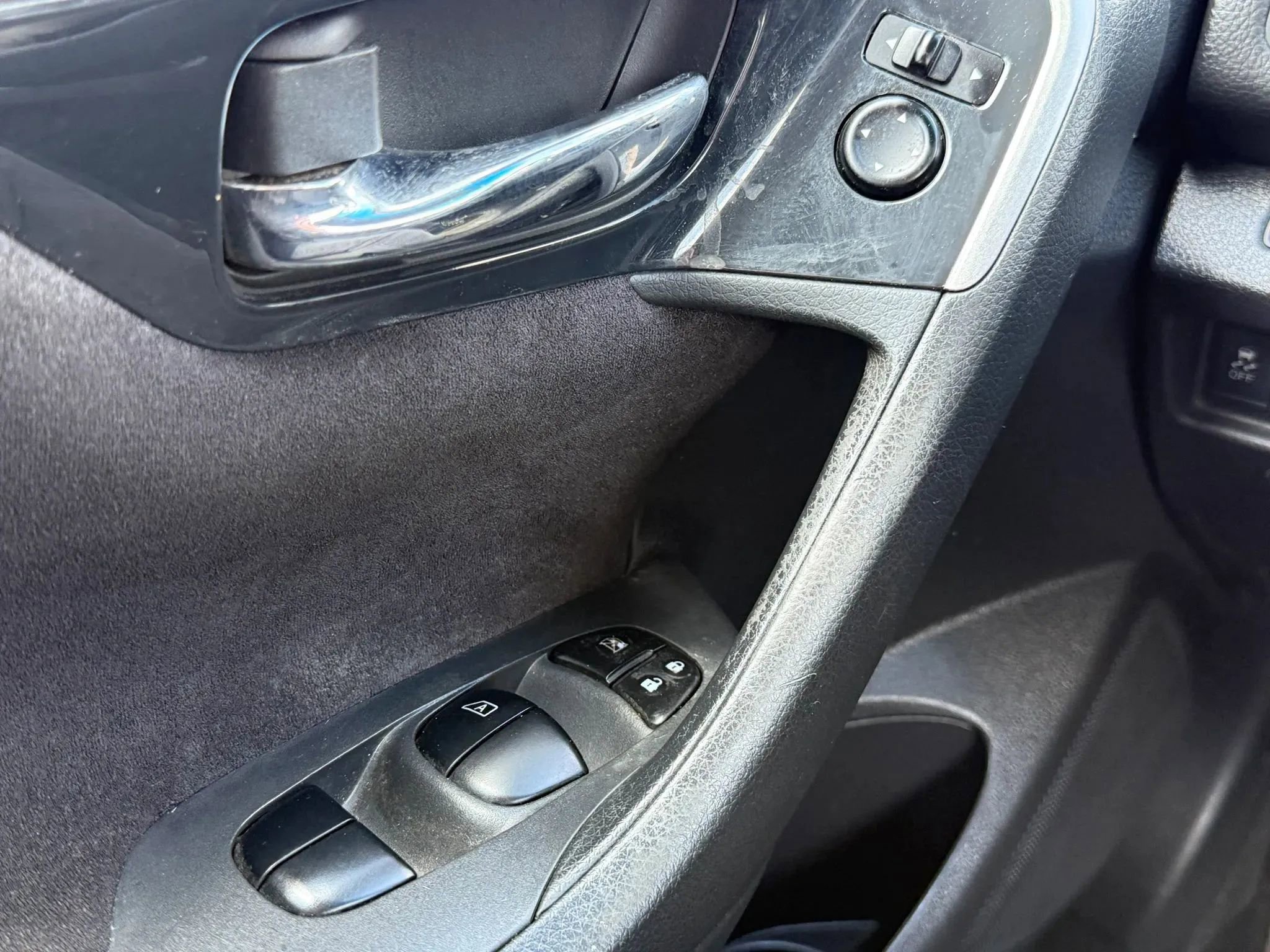 Used 2013 Nissan Altima 2.5 S FWD image 23