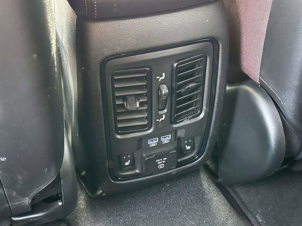 Used 2023 Dodge Durango GT image 14