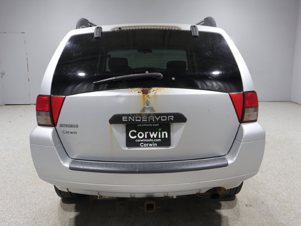 Used 2008 Mitsubishi Endeavor LS AWD/4WD image 11