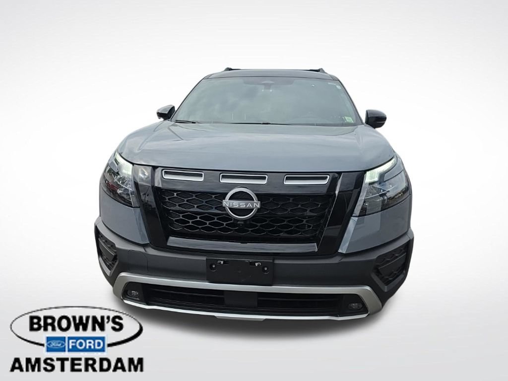 Used 2025 Nissan Pathfinder Rock Creek AWD/4WD image 3