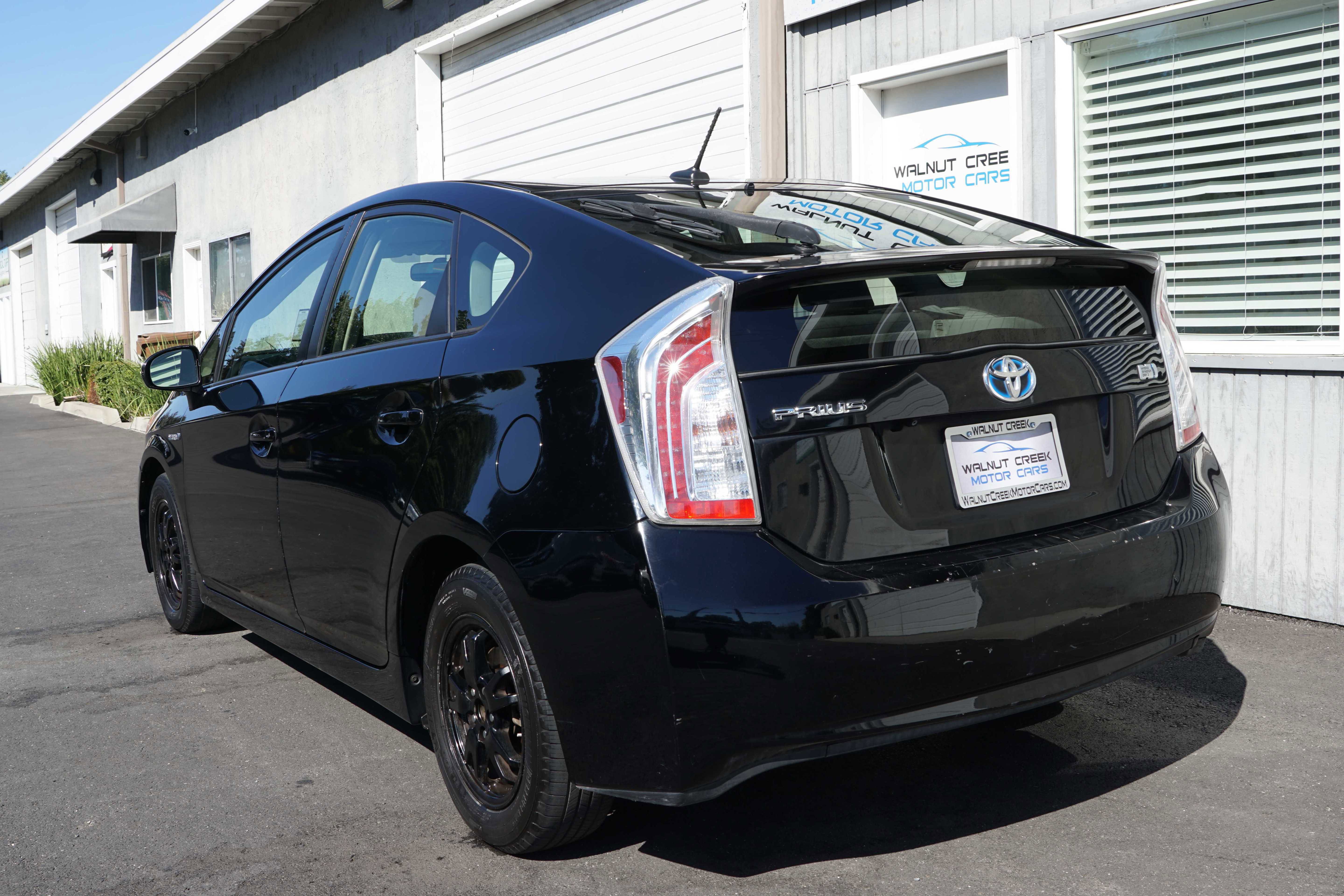 Used 2013 Toyota Prius Three image 15