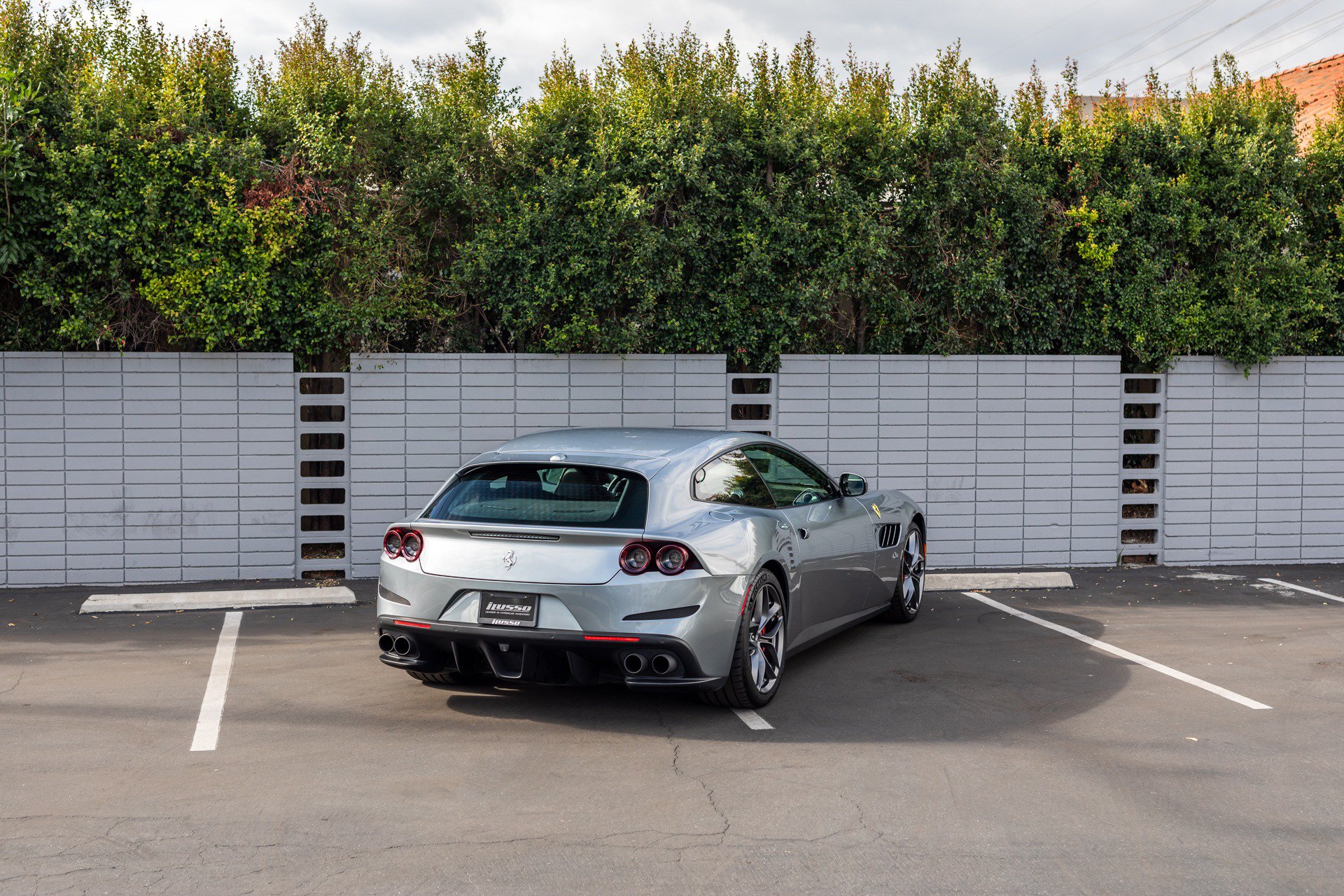 Used 2018 Ferrari GTC4Lusso T RWD image 31