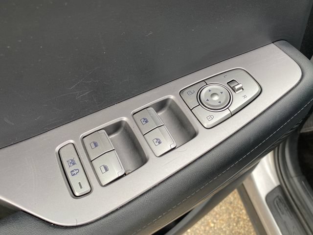 Used 2025 Hyundai Palisade SEL AWD/4WD image 17