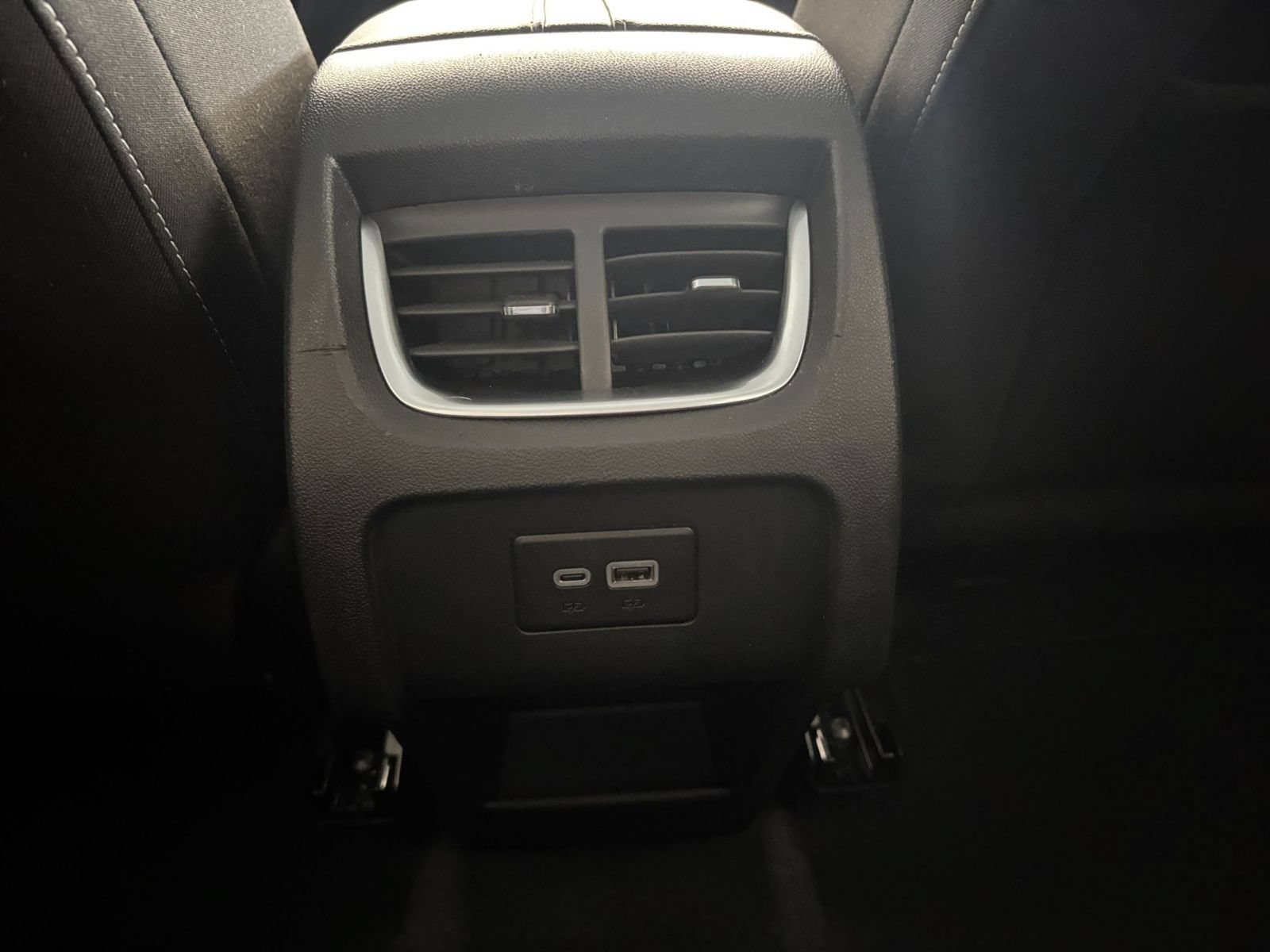 Used 2025 Chevrolet Blazer LT FWD image 22