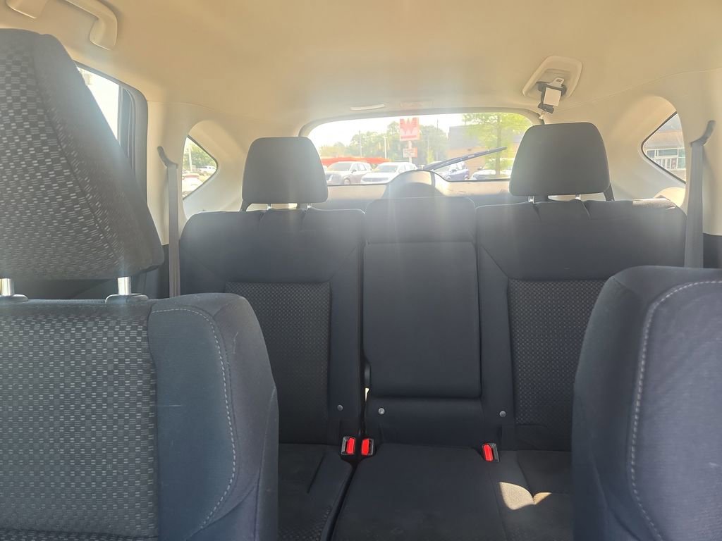 Used 2016 Honda CR-V LX image 28