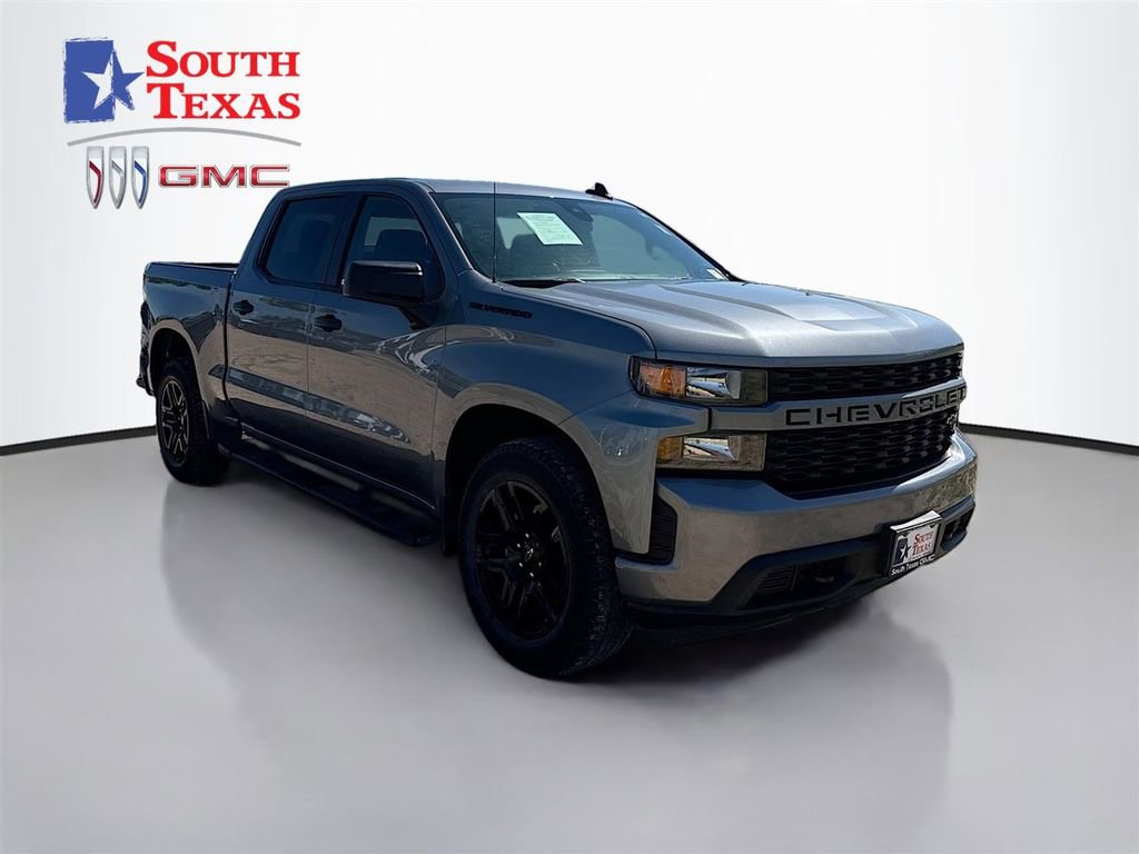 Used 2022 Chevrolet Silverado 1500 Custom w/ LPO, Blackout Package RWD image 1