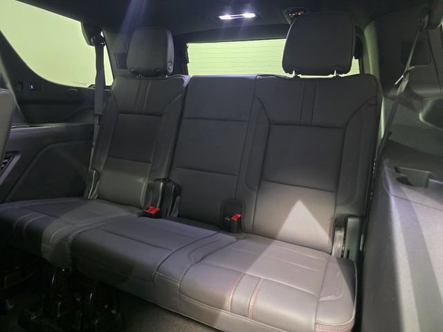 Used 2024 Chevrolet Tahoe RST w/ Luxury Package AWD/4WD image 32
