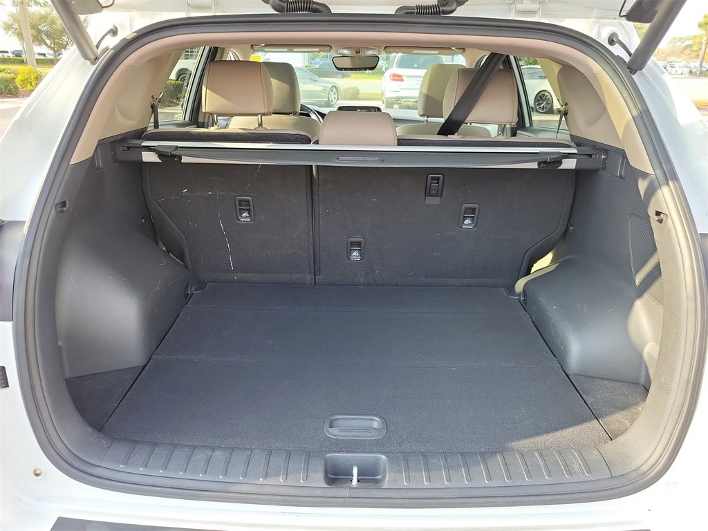 Used 2021 Hyundai Tucson Ultimate w/ Cargo Package image 10