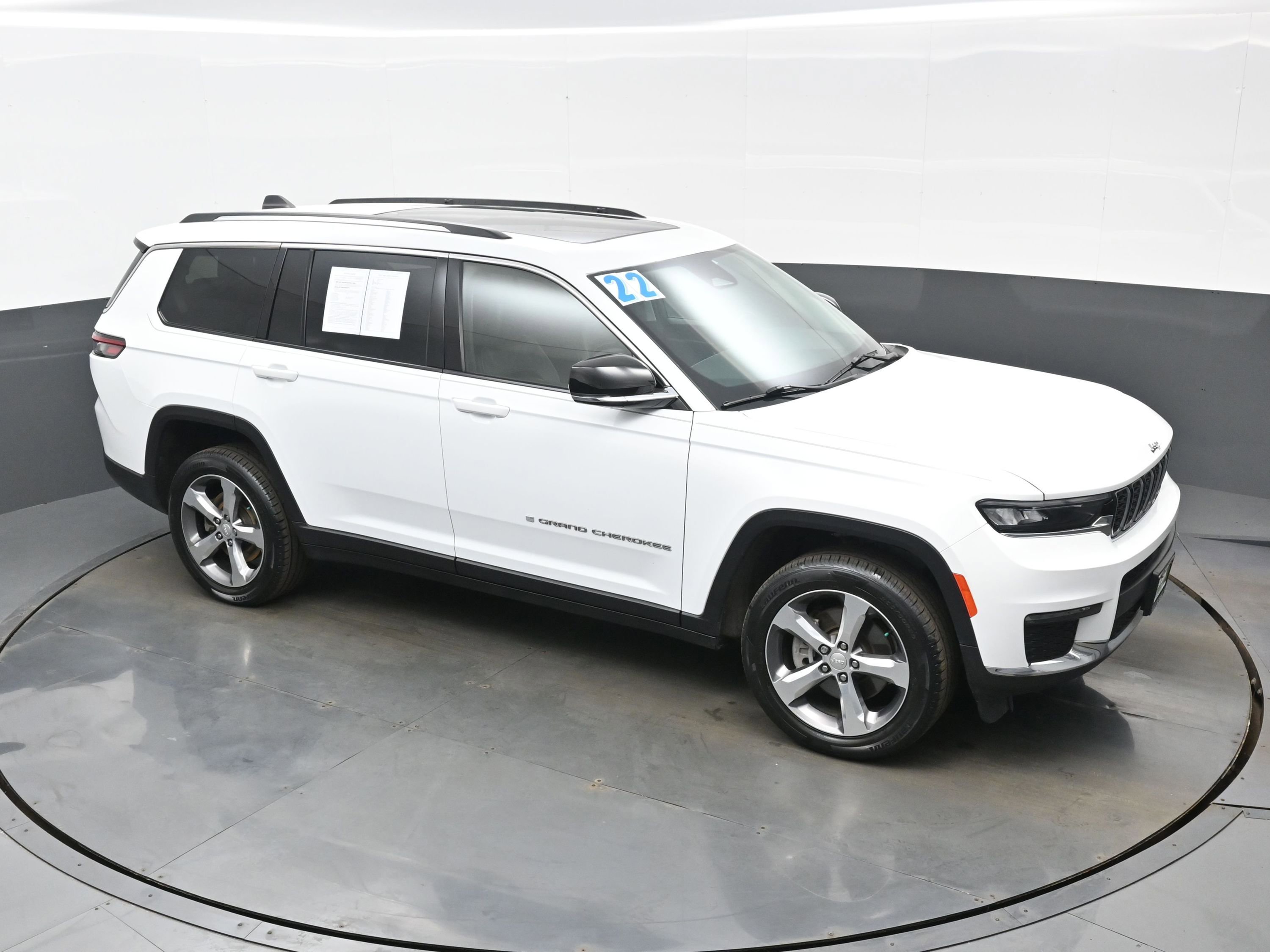 Used 2022 Jeep Grand Cherokee L Limited image 40