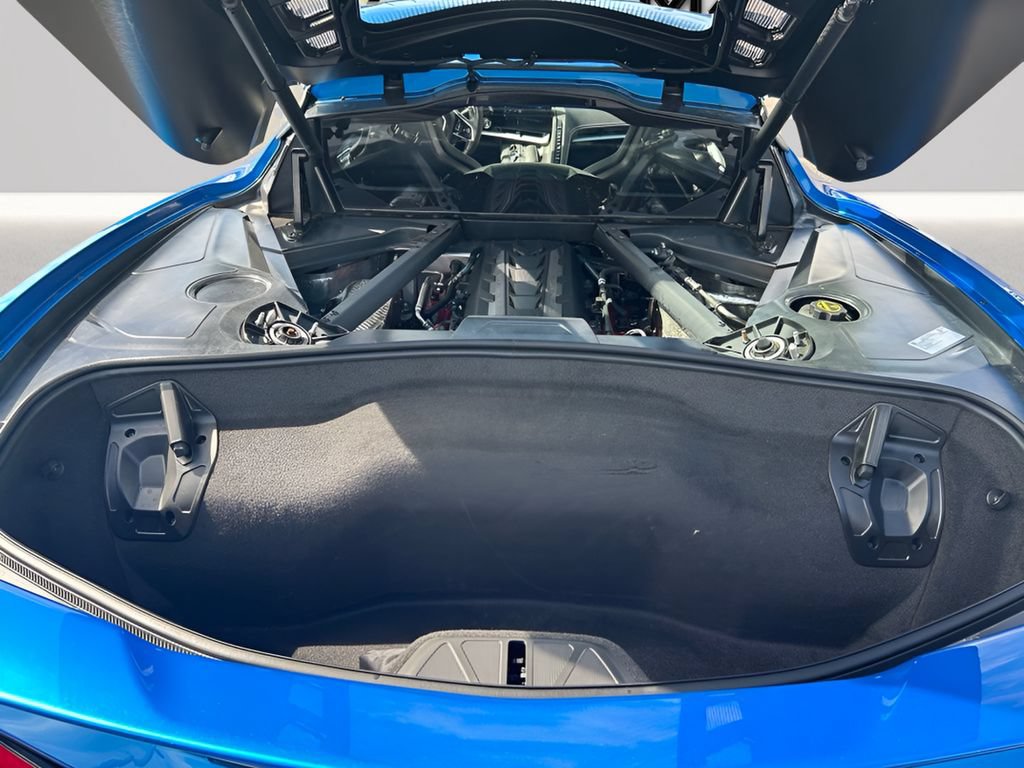Used 2025 Chevrolet Corvette Stingray Preferred Cpe w/ Z51 Performance Package RWD image 25