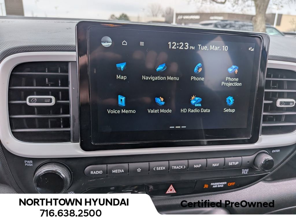 Certified 2023 Hyundai Venue Limited w/ Cargo Package image 24