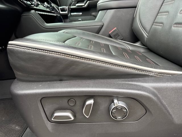 Used 2024 GMC Sierra 1500 AT4X image 14