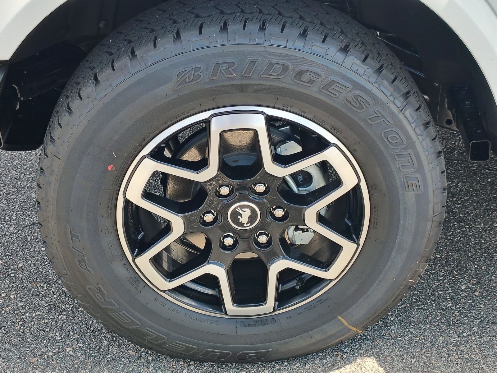 New 2026 Ford Bronco Outer Banks AWD/4WD image 13