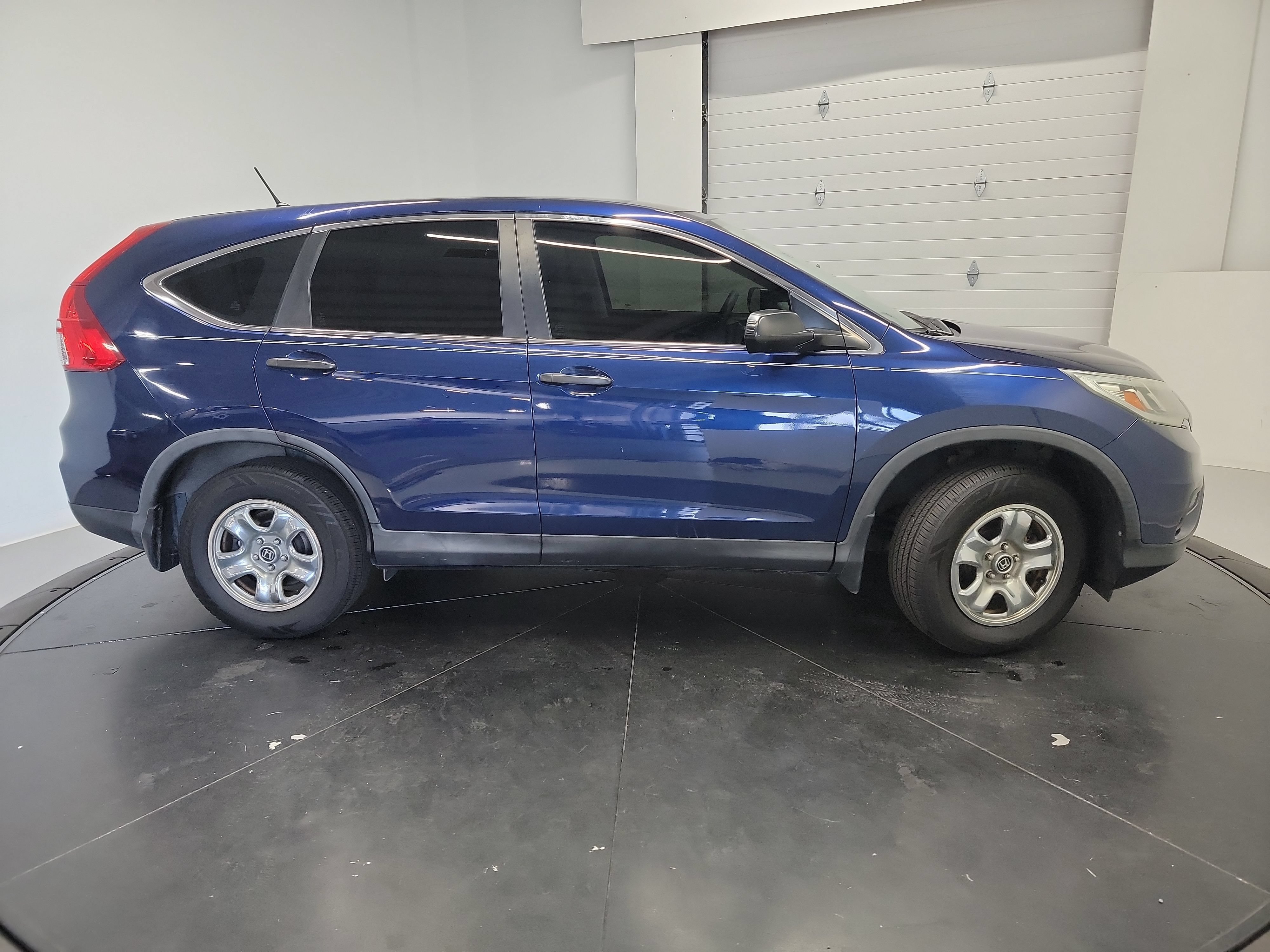 Used 2015 Honda CR-V LX image 11