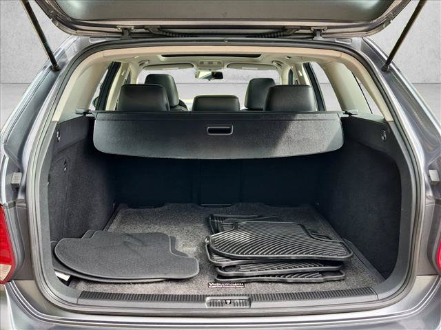 Used 2013 Volkswagen Jetta SE FWD image 6