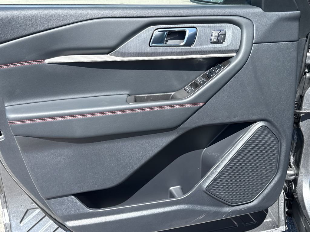 New 2026 Ford Explorer ST RWD image 18