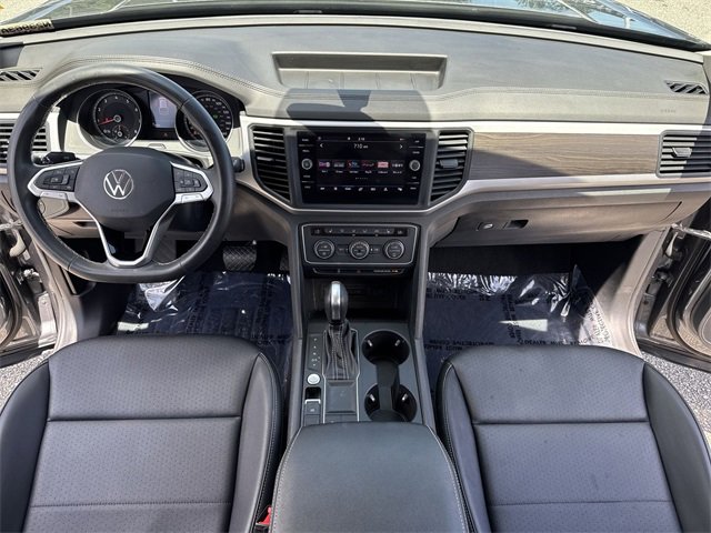 Used 2021 Volkswagen Atlas SE w/ Towing Package image 9
