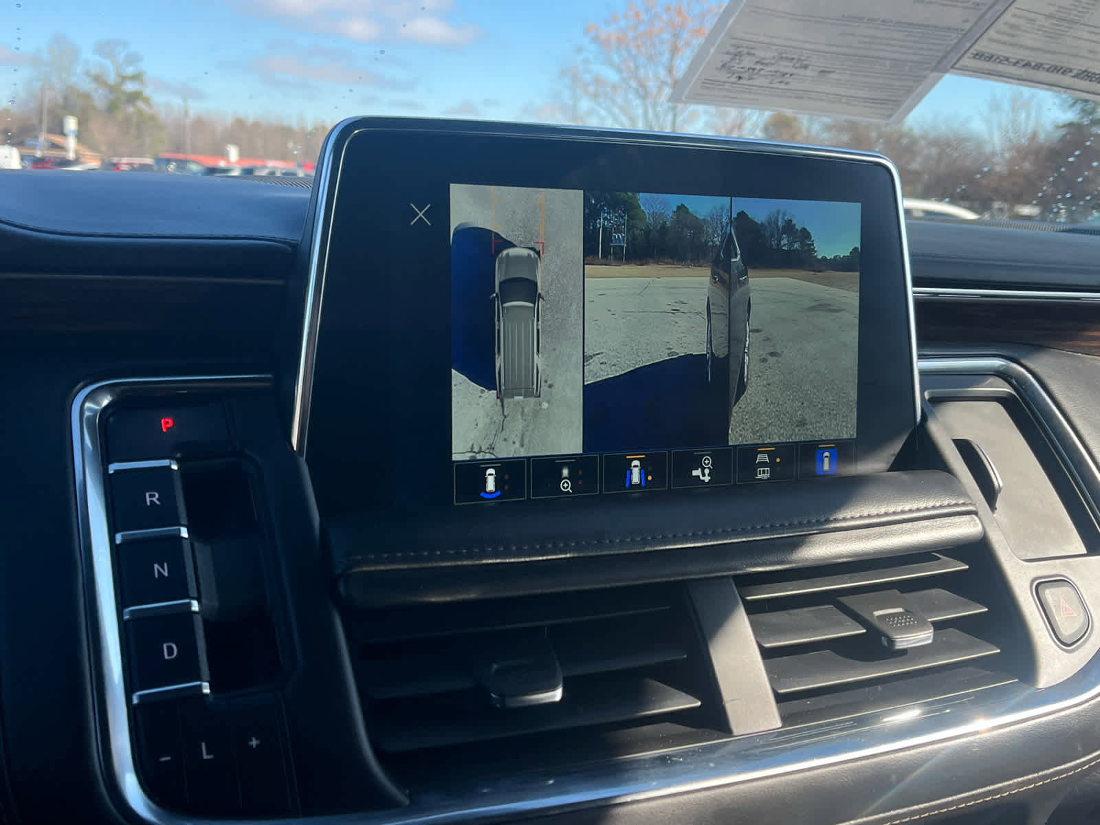 Used 2023 Chevrolet Tahoe High Country w/ Premium Package 2 image 31
