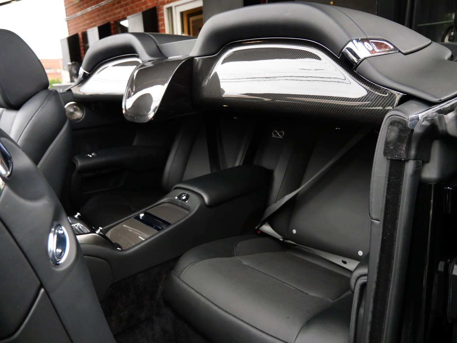 Used 2020 Rolls-Royce Dawn image 33